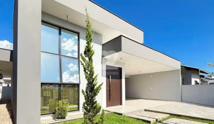 CASA TÉRREA COM 3 QUARTOS | TRÊS RIOS DO SUL