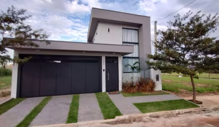 Casa para Venda em Araras, Jardins de Samantha III, 3 dormitórios, 1 suíte, 2 banheiros, 2 vagas