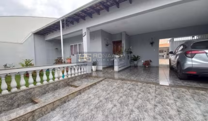 Casa para Venda em Araras, Jardim José Ometto III, 3 dormitórios, 1 suíte, 2 banheiros, 4 vagas