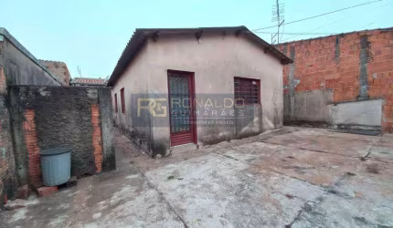 Casa para Venda em Araras, Jardim José Ometto II, 2 dormitórios, 1 banheiro, 2 vagas