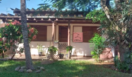 Casa para Venda em Araruama/RJ - 4 Dorm. 180 m2 Área Útil