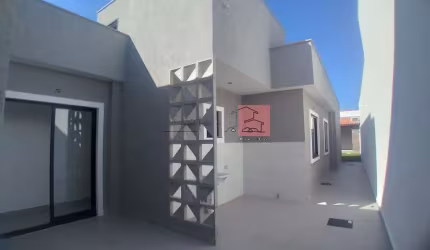 Casa com 3 quartos à venda na Rua Cinquenta e Cinco, Jardim Atlântico Central (Itaipuaçu), Maricá, 102 m2 por R$ 580.000