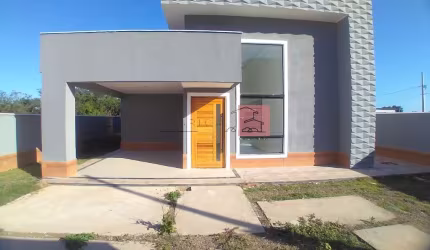 Casa com 2 quartos à venda na Rua Alice Maximino de Souza, Jardim Atlântico Central (Itaipuaçu), Maricá, 200 m2 por R$ 550.000