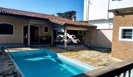 Casa com 3 dormitórios à venda, 250 m² construídos por R$ 1.700.000 - Bosque dos Eucaliptos - São José dos Campos/SP