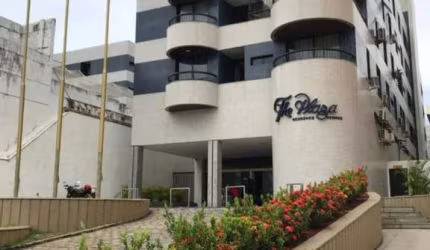 Apartamento na Ondina com 2 quartos sendo 2 suítes, 75m² à venda por R$ 660.000,00