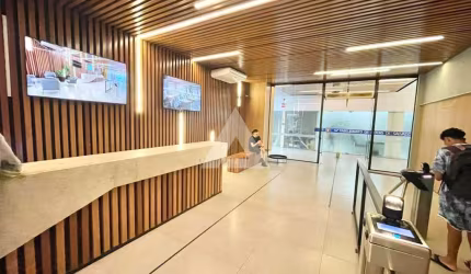 Prédio comercial com salas com 13.000,00 m² à venda por R$ 67.000.000,00