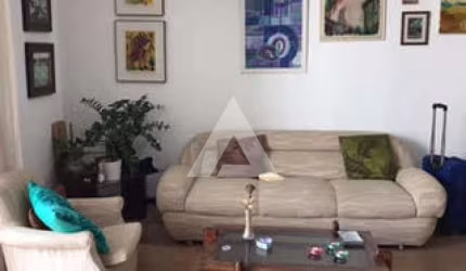 Apartamento no Rio Vermelho com 3 quartos sendo 1 suíte, 154m² à venda por R$ 400.000,00
