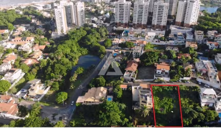 Terreno em Pituaçu com 1.230m² à venda por R$ 1.840.000,00