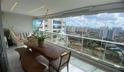 Apartamento em Pituaçu com 4 quartos e 2 suítes, 142m² à venda por R$ 1.450.000,00