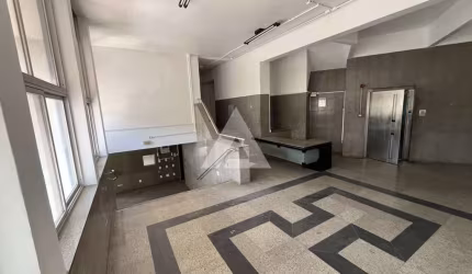 Prédio com 1.000,00 m² para alugar por R$ 38.000,00 - Garibaldi - Salvador/BA