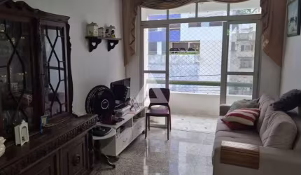 Apartamento no Rio Vermelho com 3 quartos, 84m² à venda por R$ 400.000,00