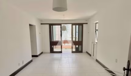 Apartamento na Barra com 3 quartos e 1 suíte, 118m² à venda por R$ 630.000,00