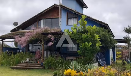 Casa em Mucugê com 4 quartos e 3 suítes, 200m² à venda por R$ 1.850.000,00