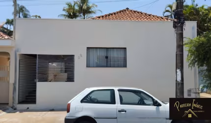 Casa à venda no bairro Centro - São João da Boa Vista/SP