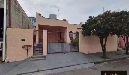Casa Padrão para morar em uma ótima localização