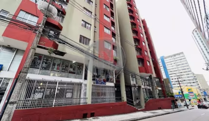 Conjunto Comercial à venda, 75.90 m2 por R$300000.00  - Centro - Curitiba/PR