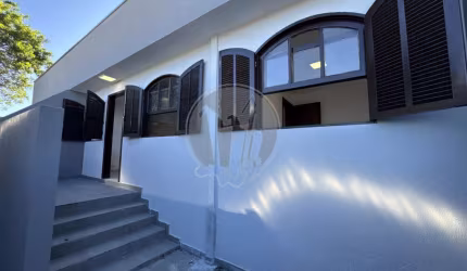 Casa Residencial com 2 quartos  para alugar, 42.00 m2 por R$2200.00  - Cachoeira - Curitiba/PR