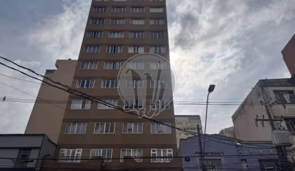 Apartamento com 2 quartos  para alugar, 52.00 m2 por R$1300.00  - Centro - Curitiba/PR