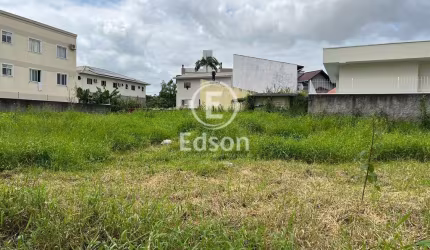 Terreno à venda no bairro Caminho Novo - Palhoça/SC