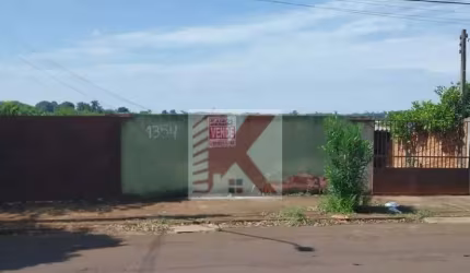 EXCELENTE IMÓVEL COMERCIAL COM 416M2 NO MONTE CARLO
