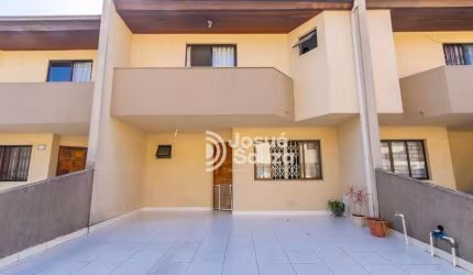 Sobrado com 3 dormitórios à venda, 89 m² por R$ 590.000,00 - Cajuru - Curitiba/PR
