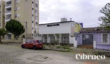 Casa Comercial no Mercês, de 308,00m²