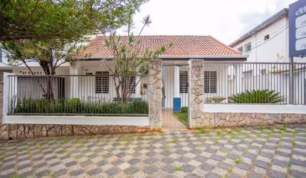 Casa comercial no São Francisco