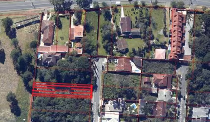 Terreno em Santa Felicidade com 909,00m² - Jardim Vinhedos