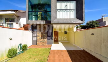 Sobrado em Colombo de 150,00m² com 2 quartos