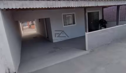 Casa para Venda em São José, Forquilhinha, 2 dormitórios, 1 banheiro, 2 vagas