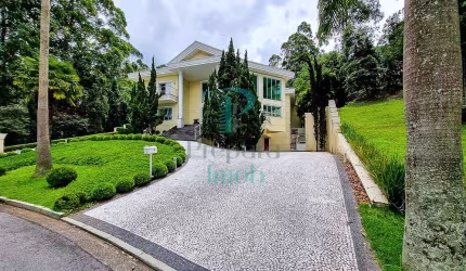 Casa em Barueri à Venda | Condomínio Tamboré - Oportunidade