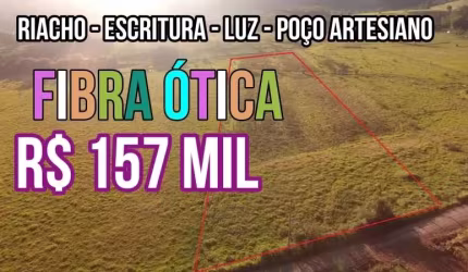 117290 CHÁCARA COM RIACHO, FIBRA ÓTICA, LUZ, ESCRITURA, POÇO ARTESIANO, PLANA SEM PEDRA