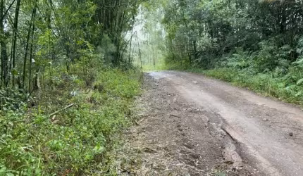 SÍTIO COM VISTA PARA LAGOA DOS BARROS EM SANTO ANTÔNIO DA PATRULHA COM 7 HECTARES