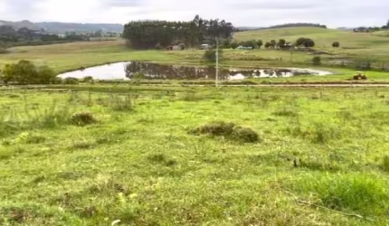 SÍTIO COM GALPÃO E AÇUDE EM GLORINHA COM 8,2 HECTARES