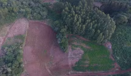 118778 SÍTIO EM SAPIRANGA  18HA 3 CASAS  POMAR FIBRA ÓTICA RIACHO COM CASCATA FIBRA ÓTICA