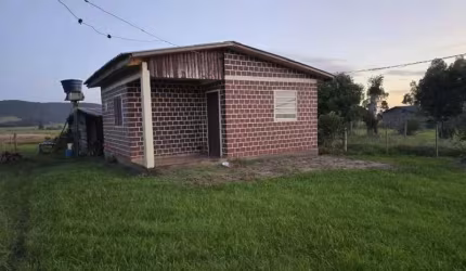 [491] MINI CHACRINHA COM 6000M², CASA 2 QUARTOS, 3 AÇUDES, FIBRA ÓTICA E POÇO AC CARRO