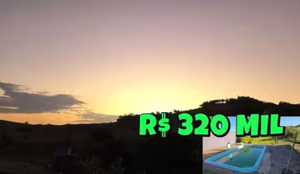 [633]  CHACRINHA  EM ROLANTE COM 2 CASAS, POMAR, PISCINA E FIBRA ÓTICA