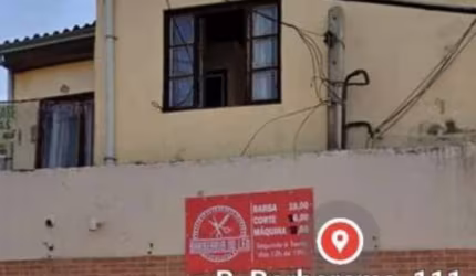 [851]CASA EM PORTO ALEGRE NO BAIRRO PARTENON, COM GARAGEM COBERTA