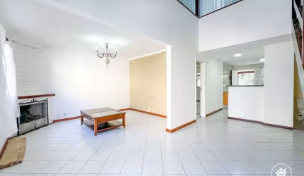 Casa em condomínio com 3 quartos, 110m2 à venda por R$590.000 em Teresópolis!