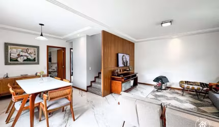 Casa em condomínio com 4 quartos, 218m2 à venda por R$1.100.000 em Teresópolis