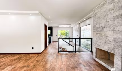 Casa com 3 quartos, 150m2 à venda por R$950.000,00 - Albuquerque, Teresópolis