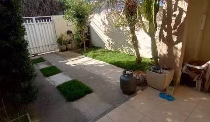 Casa para venda tem 185 metros quadrados com 3 quartos! Estrada do mendanha, bairro silvestre!