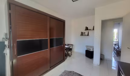 Casa na Rio São Paulo; casa próximo ao West Shopping