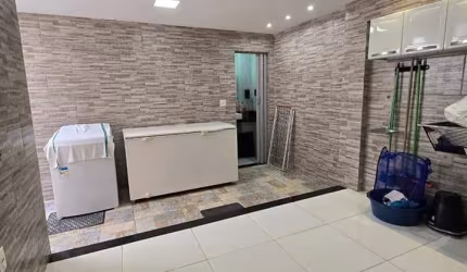 Casa em condomínio próxima ao West Shopping; Casa na Estrada do Mendanha
