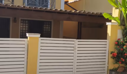 Casa de condomínio com 3 quartos; casa na rua Olinda Ellis
