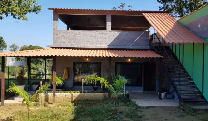 Sítio em guaratiba com 2 quartos; sítio em condomínio