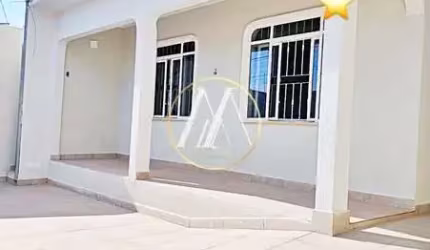 Casa à venda com 3 dormitórios sendo uma suíte, Alexandre Urbanas - Londrina/PR