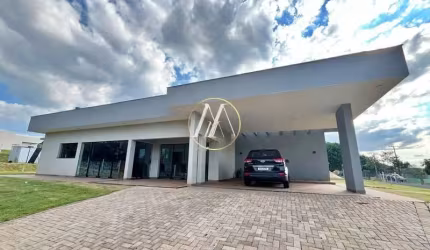 Casa em condomínio fechado com 3 suítes à venda no Estância Cabral