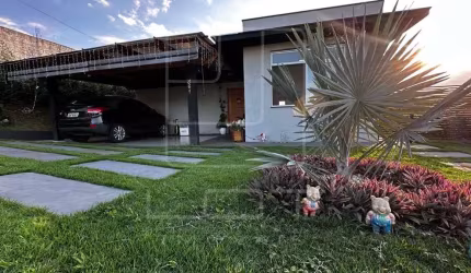 Casa em condomínio fechado com 4 quartos à venda no Condomínio Jardim Flamboyan, Bragança Paulista , 215 m2 por R$ 1.300.000