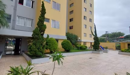 Apartamento com 2 quartos para alugar na Praça Miguel Ortega, Parque Assunção, Taboão da Serra, 59 m2 por R$ 1.500
